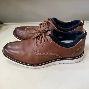 Johnston & Murphy - Men’s 10.5 Shoe Duncan Plain Toe